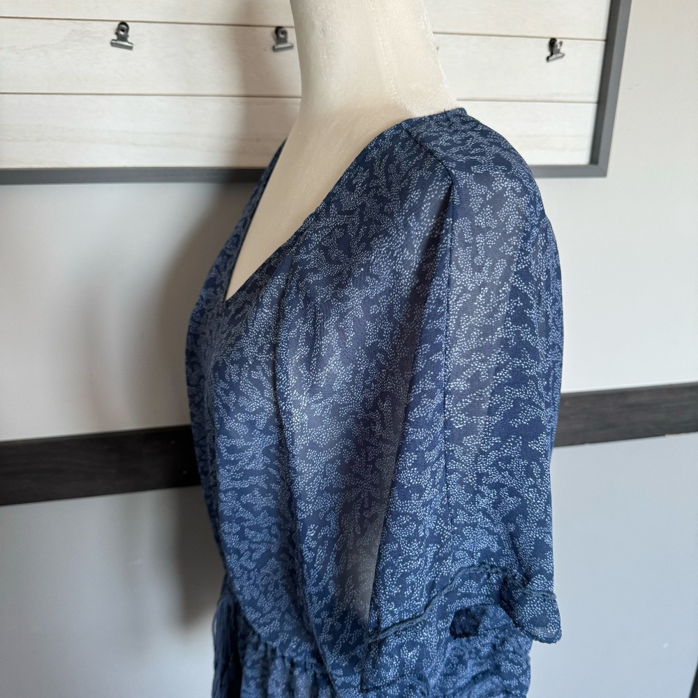 A.N.A dolman short sleeve v-neck flutter tie waistband size medium transparent - Picture 8 of 13